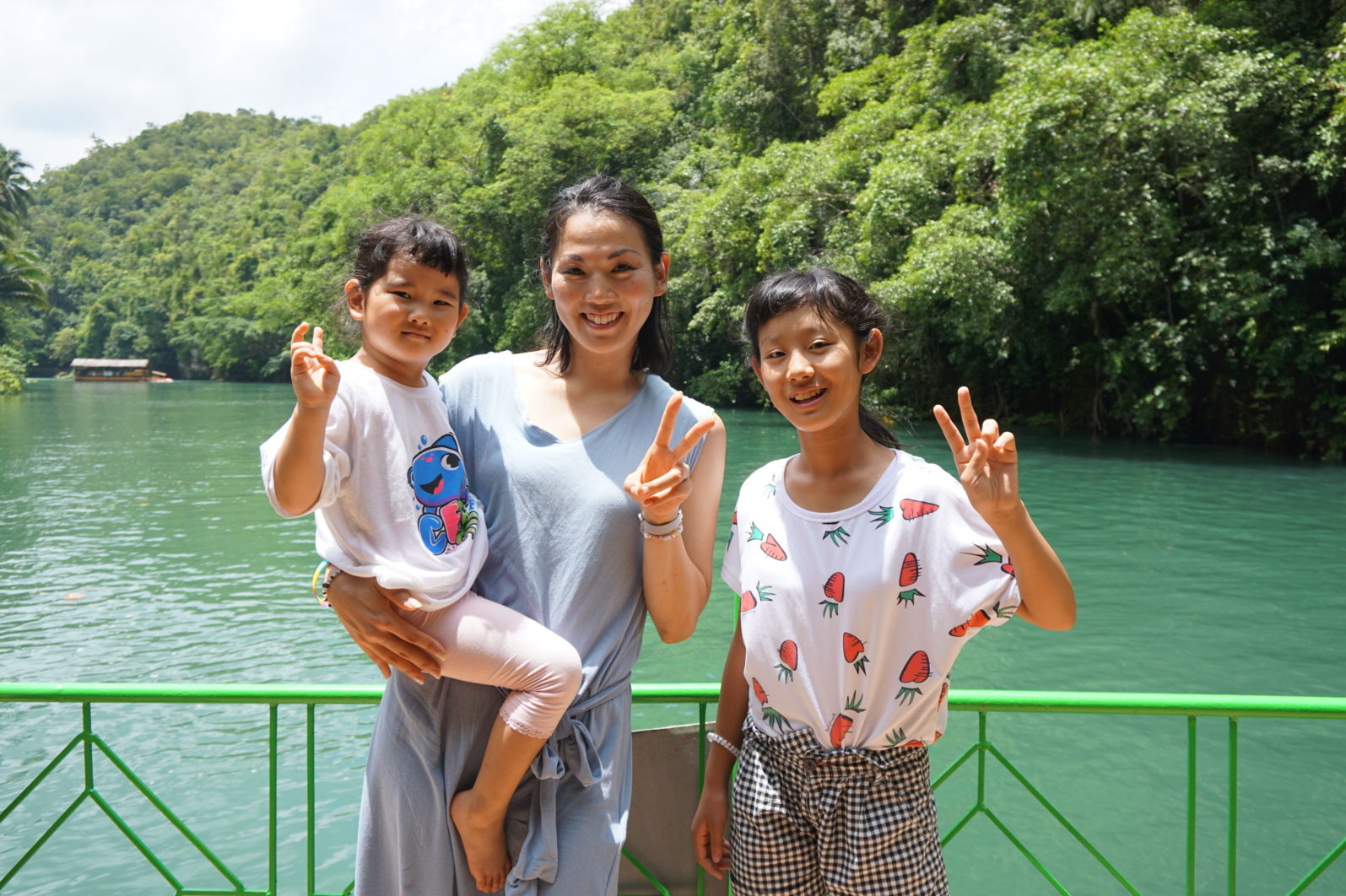 Parents and children Bohol island lunch cruise is exceptional 